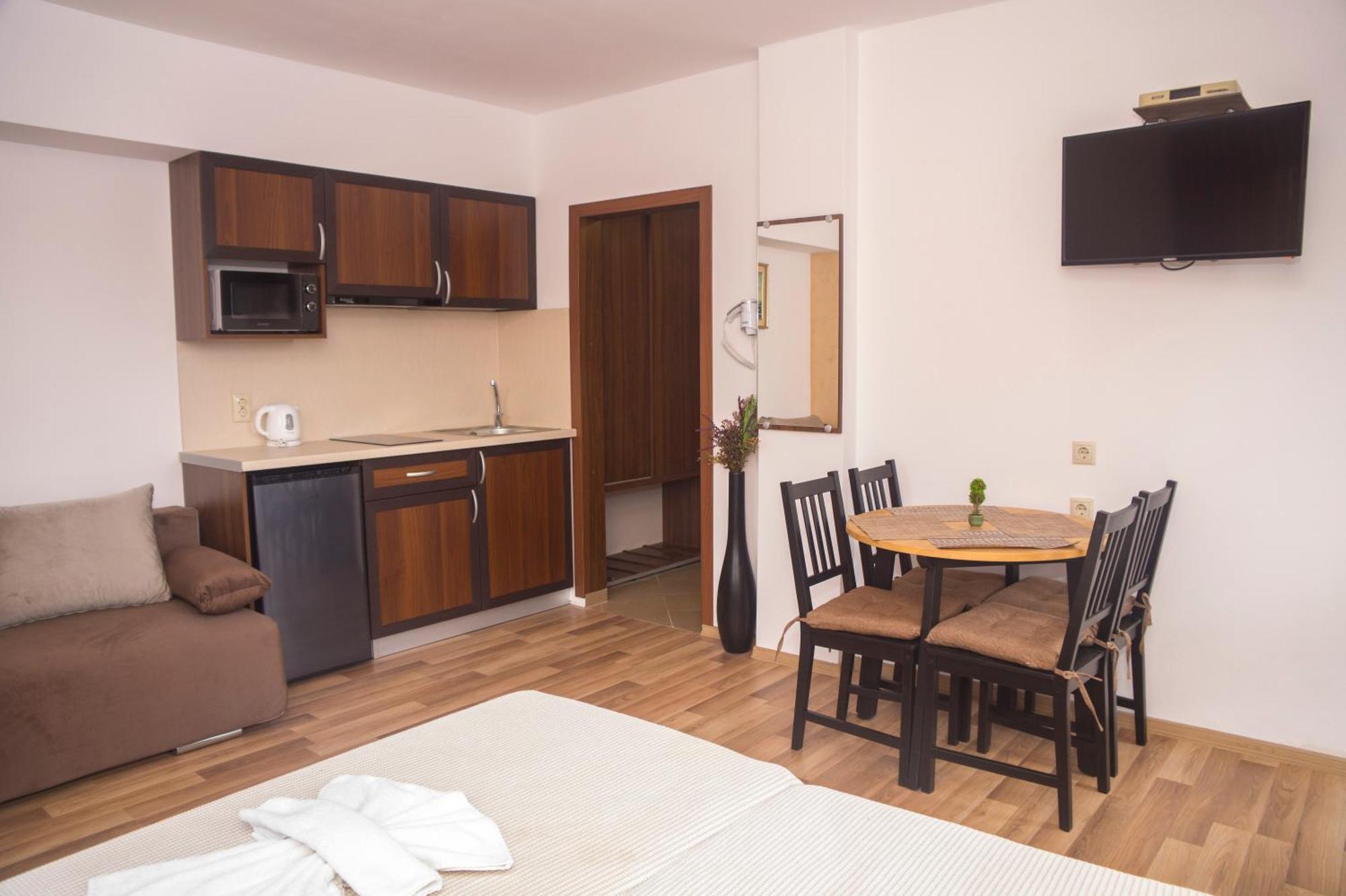 Chrystal Guest House ออบซอร์ ห้อง รูปภาพ