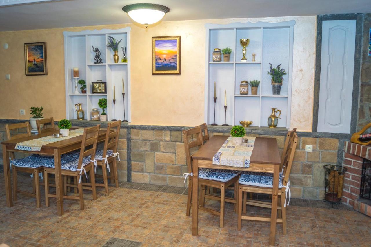 Chrystal Guest House ออบซอร์ ภายนอก รูปภาพ